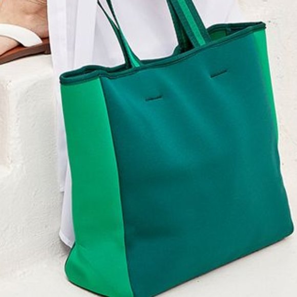 NWT Summersalt Neoprene Beach Tote In Blue/Green - Picture 2 of 5